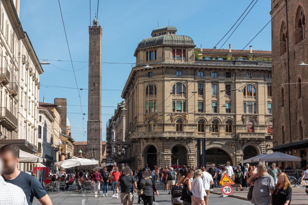 Nel Cuore Di Bologna - Casa Boss ภายนอก รูปภาพ